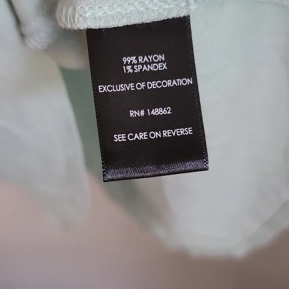 Torrid Women's Fit And Flare Sleeveless Blouse 1X Harbor Gray NWT - Picture 5 of 6